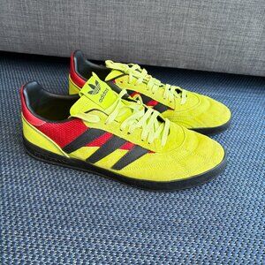 Adidas Sobakov Neon Green Soccer Street Shoes Men's 10.5 - Pre-Owned